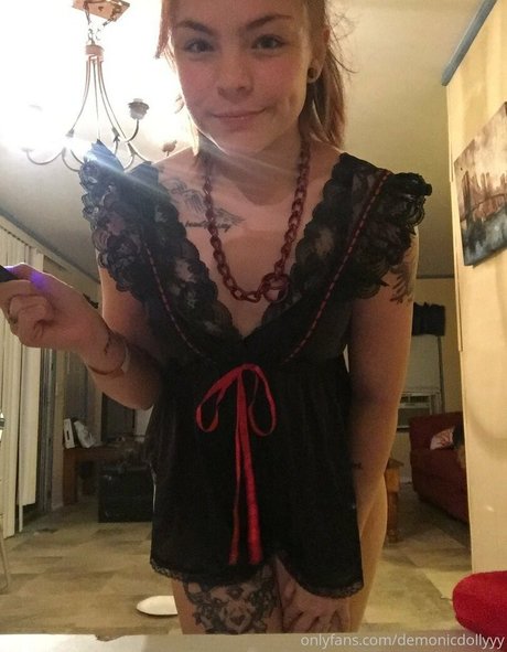 ciricesinsss exclusive model picture