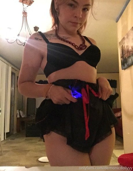 ciricesinsss erotic actress archive