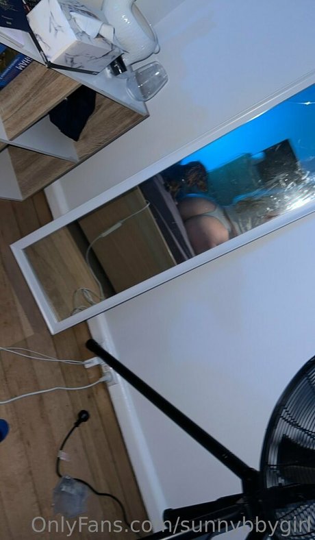 sunnybbygirl model erotic gallery