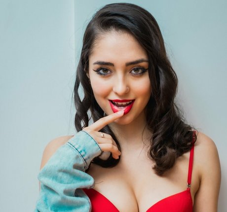 Dai Amadeo star best photo