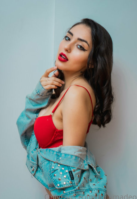 Dai Amadeo top pornstar image