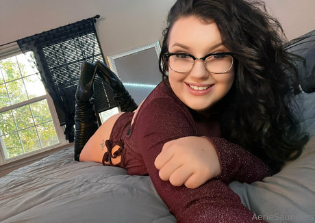 aeriesaunders pornstar sexy pics