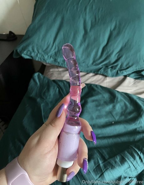 subgirl1990free exclusive model images