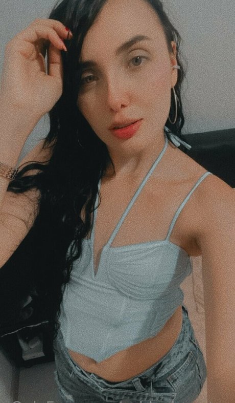 famous nude onlyfans xxx photo