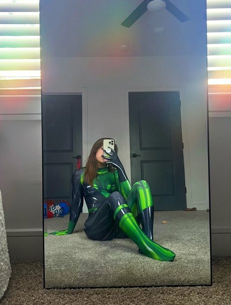 GXR Shorty model erotic archive