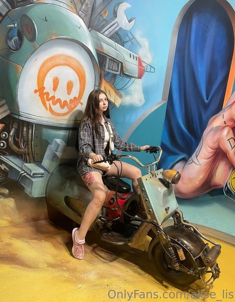 alise lis pornographic star images