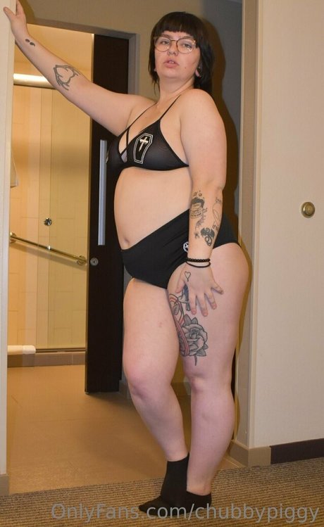 chubbypiggy adult star picture