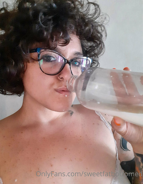 sweetfatbottomed sexy pornstar img