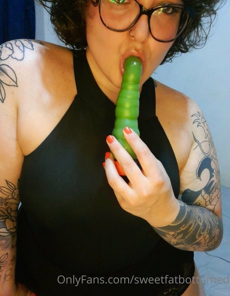 sweetfatbottomed model gallery