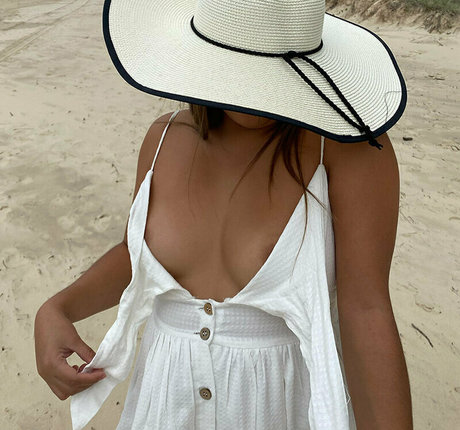 thick latina milf onlyfans free xxx photos