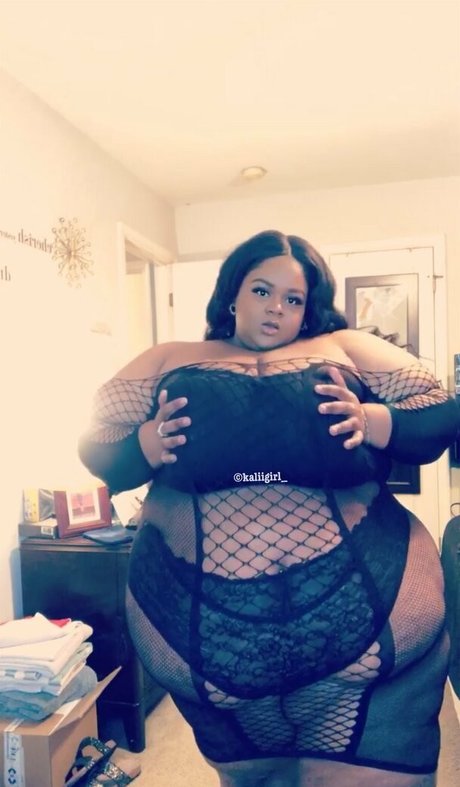 unexpected onlyfans pornographic pictures