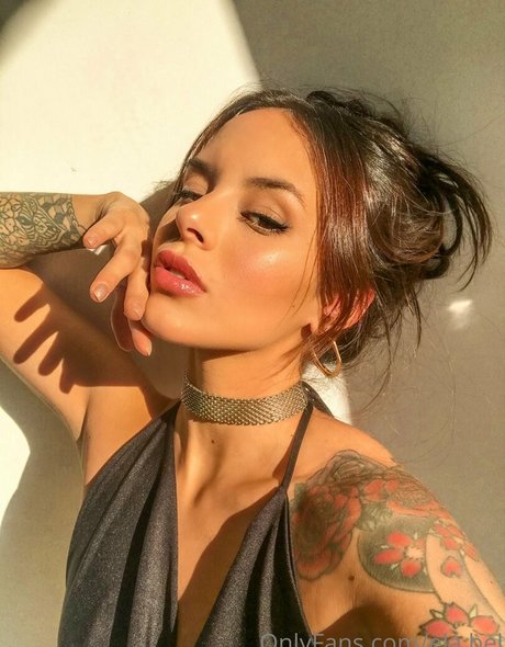 ela bel model adult galleries