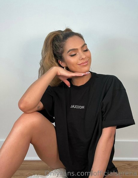 Serena Muniz star adult picture