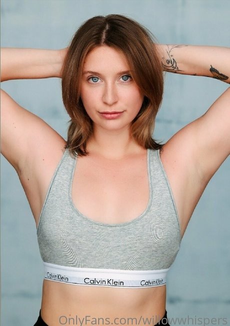 willowwhispers model erotic photos