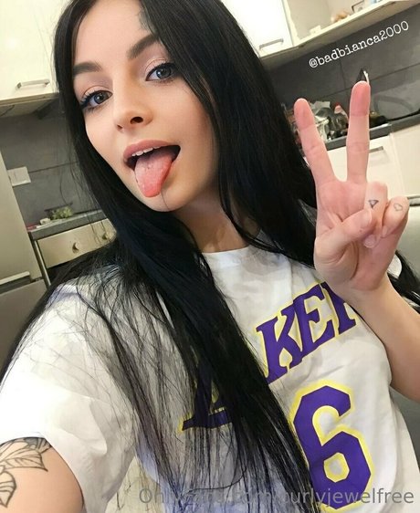 big dick shemale onlyfans porno pics