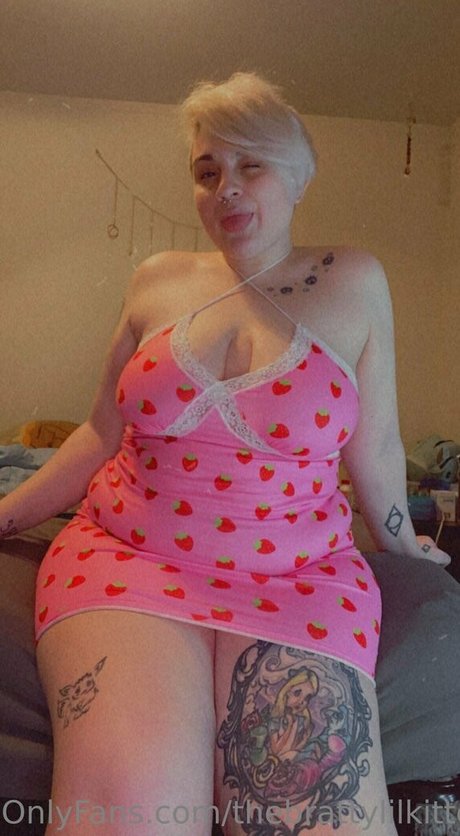 thebrattylilkitten star exclusive pictures