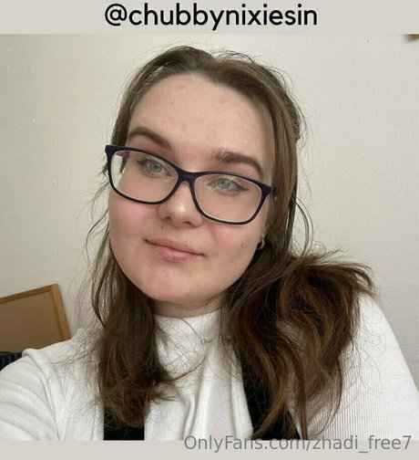 zhadi free7 naked star pics