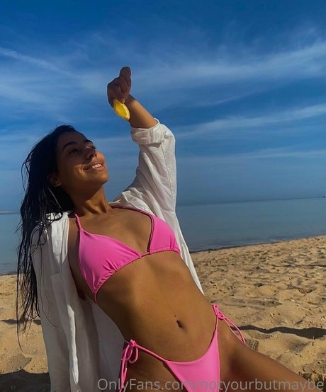 dayana wifey pretty pornstar photo