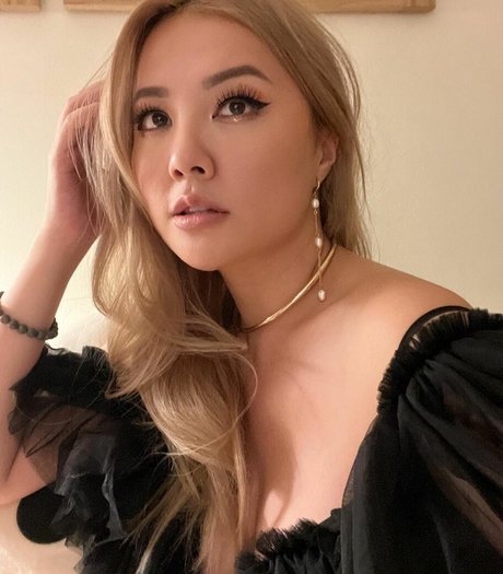 Gina Darling free pornstar photos