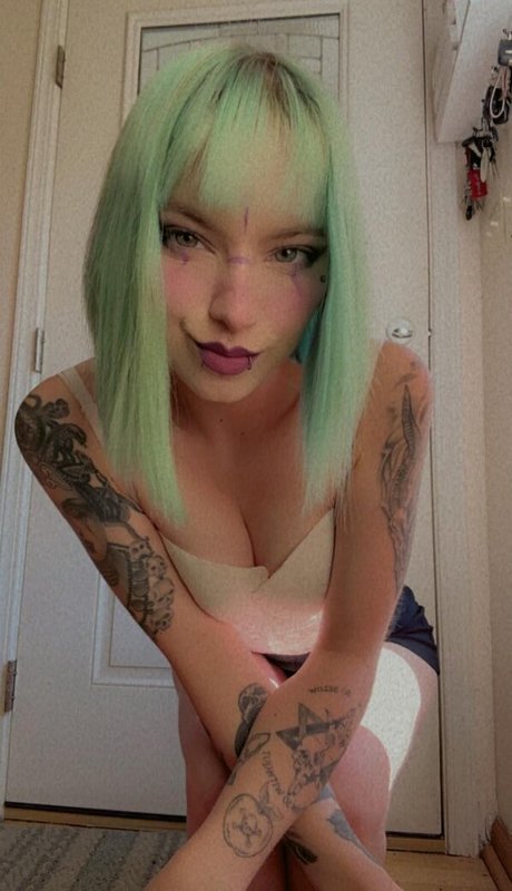 violets cabaret star top gallery