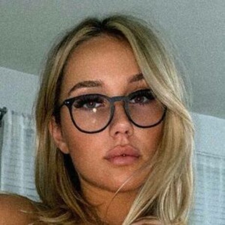 Thatwolfgirl high quality actress photo