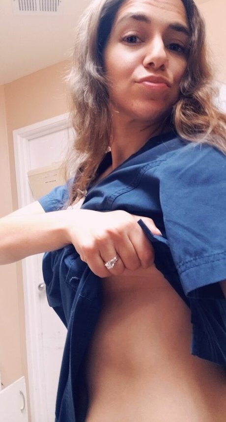 brunette beauty86 pornstar naked galleries