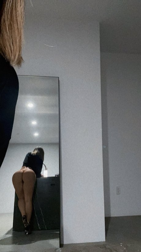 Lauren Pisciotta pornstar naked photo