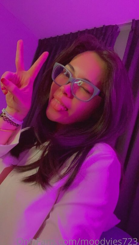 Moodyjes723 star nudes gallery