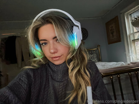 old lady onlyfans nudes picture