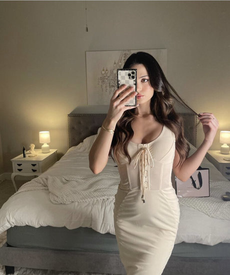 Fernanda Santini sexy pornstar gallery