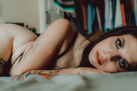 Thatsoraven95 star sex pics