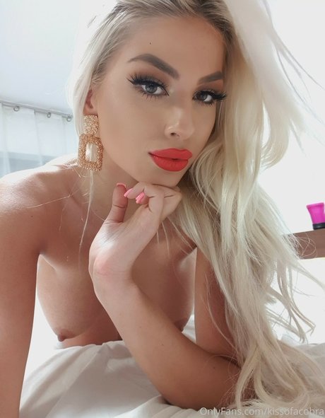 Kissofacobra pornstar beautiful pictures