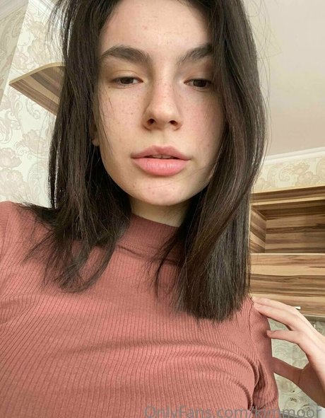 Kim Moor pornstar naked img