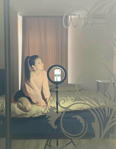 Kim Moor xxx pornstar gallery