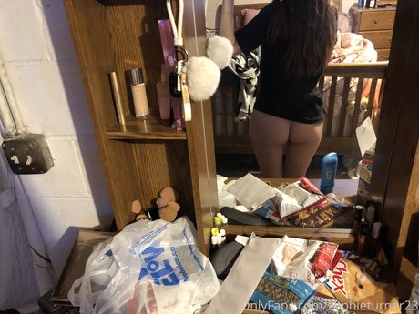 SophieGirl nudes model gallery