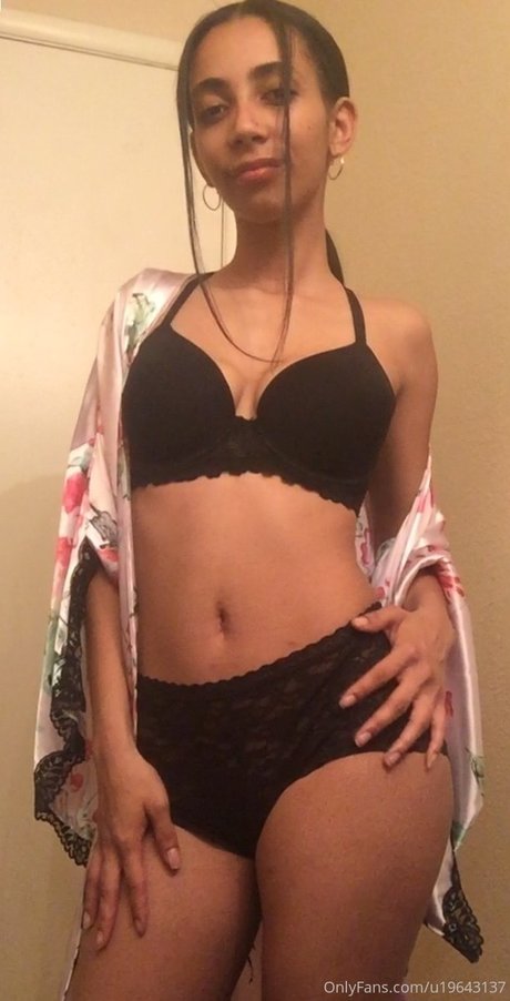 black kitty onlyfans perfect images