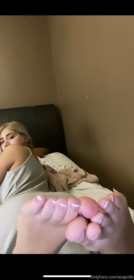 Asapcilla model pornographic picture