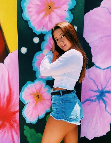 mialmui lunnalust model porn galleries