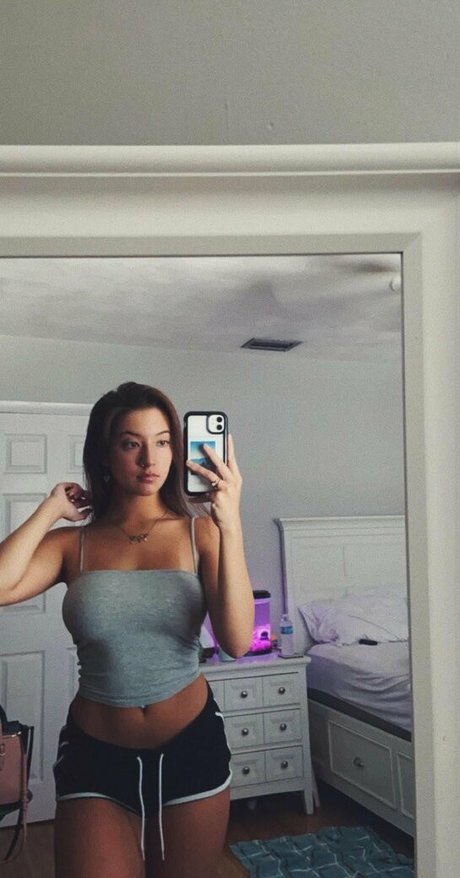 mialmui lunnalust free actress pic