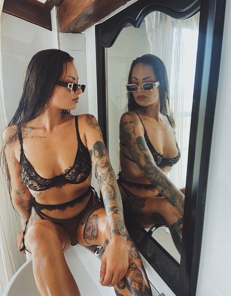 Latisha Blesk model best photos