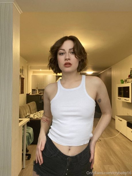 crybaby16 model nice picture