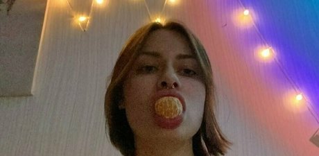 crybaby16 high quality model picture