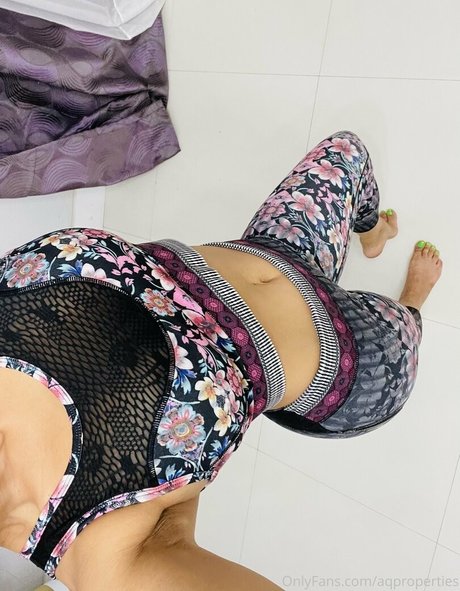 muscle nude onlyfans adult images