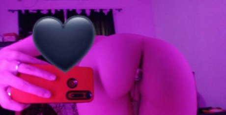 niquidoll model naked photo