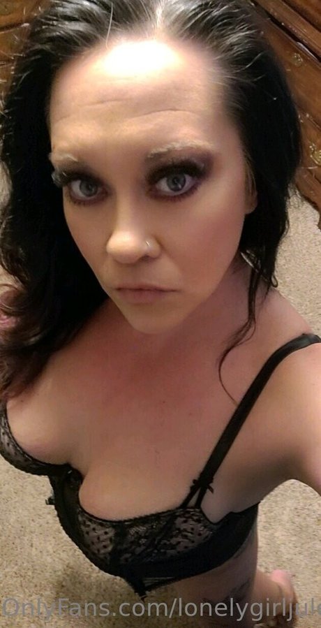 Lonelygirljules star beautiful image