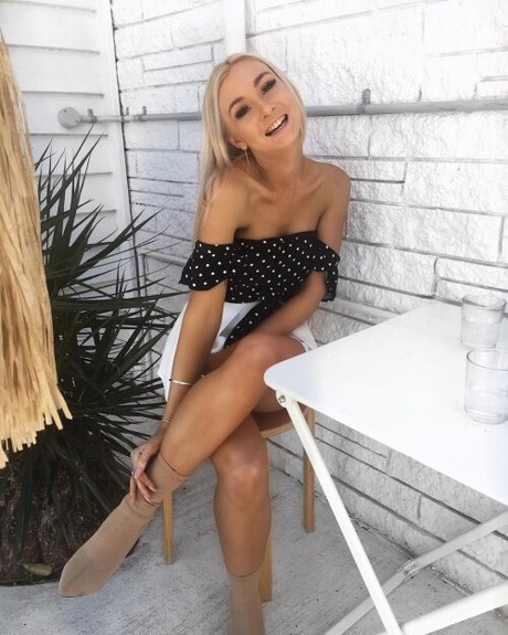 Chloe Gorton pornstar nude pic