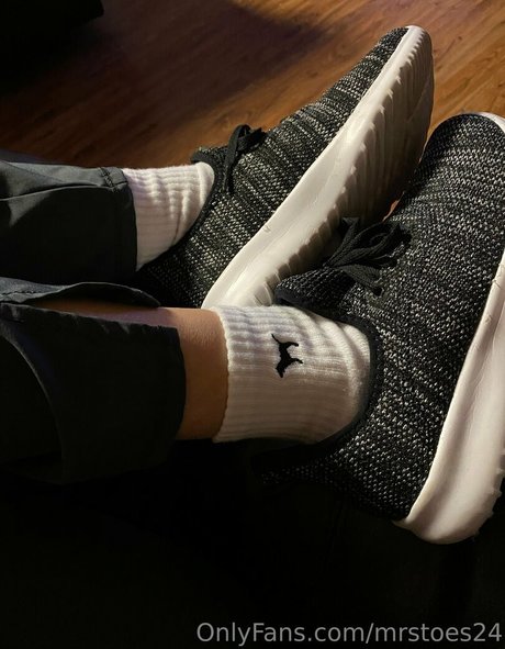 mrstoes24 porn actress pic