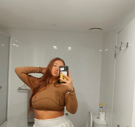 curvy kitty onlyfans art naked galleries