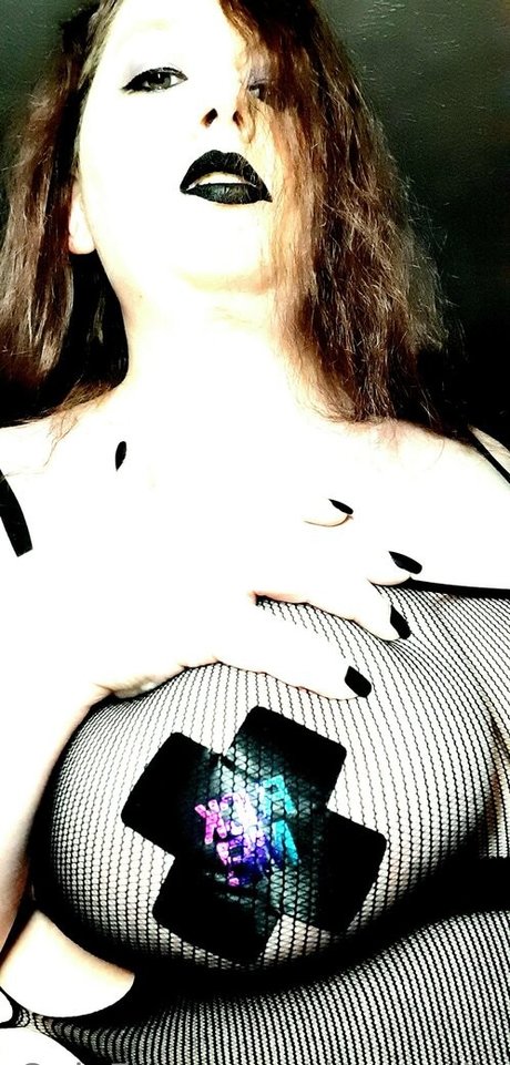 dream lily pretty pornstar pics