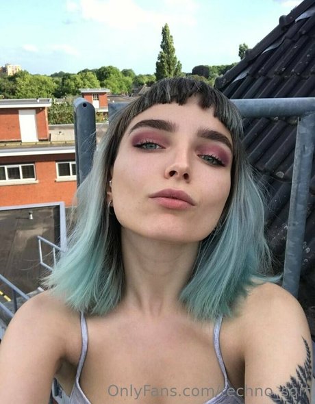 40 onlyfans free naked archive